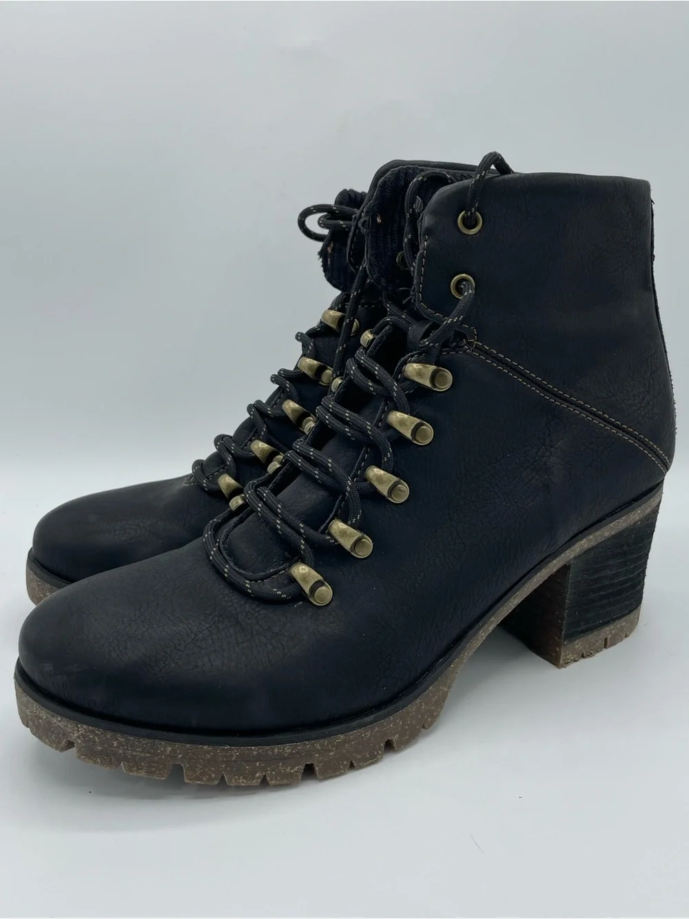 Korks by Kork-Ease Erica Black Lace-Up Hiker Combat Lug Heel Ankle Boots.